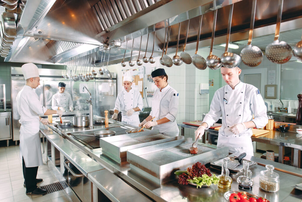 A Foodie’s Guide to the Vibrant Dining Scene in McCullough, Pineville